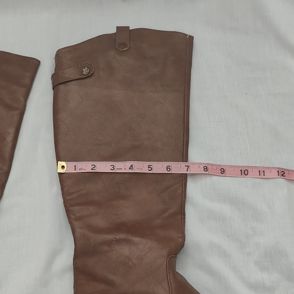 Outlooks Knee-High - Low Heel Boots - Size 8.5M - Picture 8 of 13